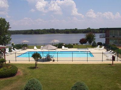 Super 8 By Wyndham Riverside Al Facilities photo